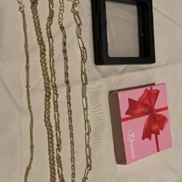 Dainty Gold Chain Bracelets Set for Women 14K Real Gold Plated Link Chain - Picture 2 of 2